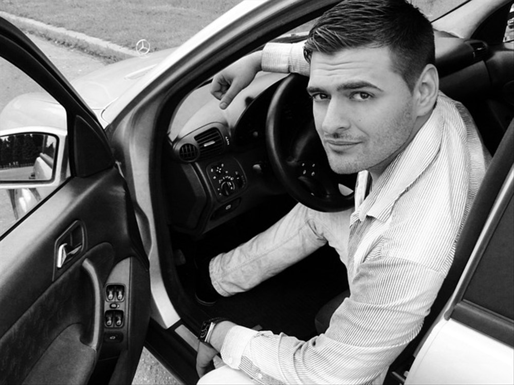 Réduire le stress du permis de conduire avec l'hypnose